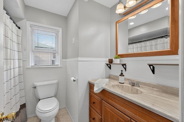 7 Westminster Pl, Garfield City, NJ 07026