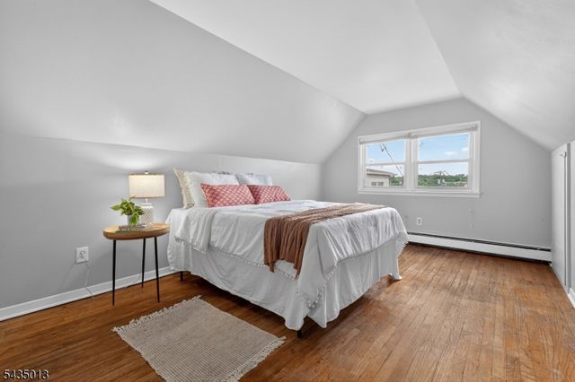 7 Westminster Pl, Garfield City, NJ 07026