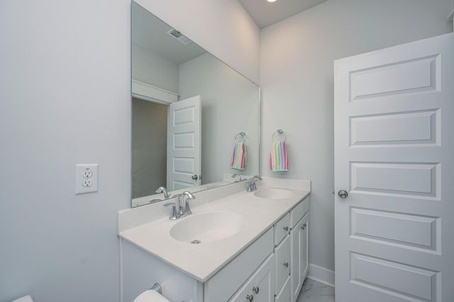 185 Denham Street, Summerville, SC 29486