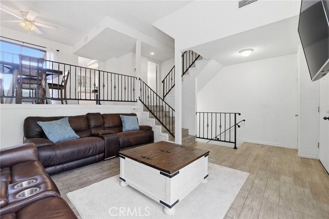 9620 Sepulveda 50, North Hills (los Angeles), CA 91343