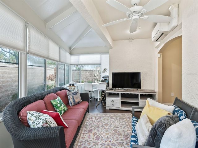 1946 LOADSTAR AVENUE, The Villages, FL 32162