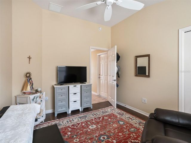 1946 LOADSTAR AVENUE, The Villages, FL 32162