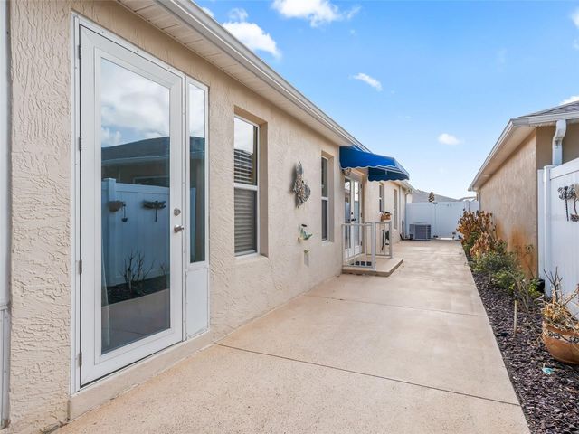 1946 LOADSTAR AVENUE, The Villages, FL 32162