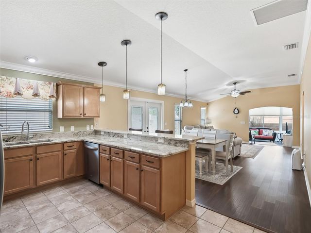 1946 LOADSTAR AVENUE, The Villages, FL 32162