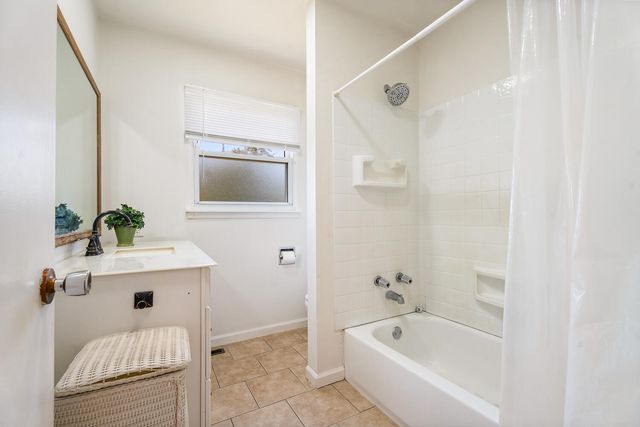 3010 43rd Street, Highland, IN 46322