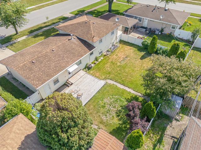 3010 43rd Street, Highland, IN 46322