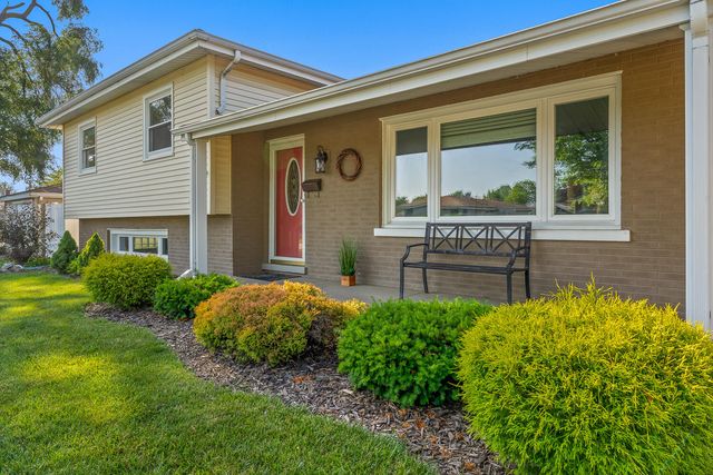 3010 43rd Street, Highland, IN 46322