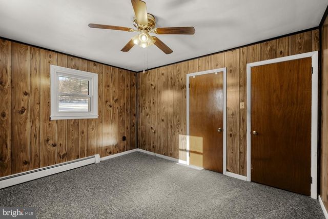 735 GREENVILLE RD, Denver, PA 17517