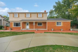 7178 Heather Heath, West Bloomfield Charter Township, MI 48322