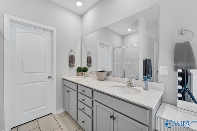 169 Heritage Brook Drive NW, Madison, AL 35757