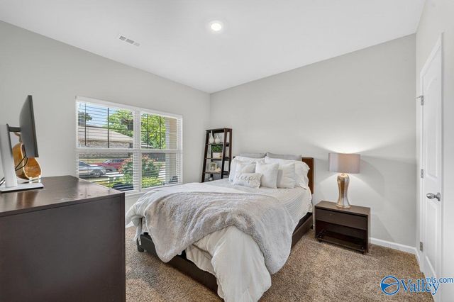 169 Heritage Brook Drive NW, Madison, AL 35757