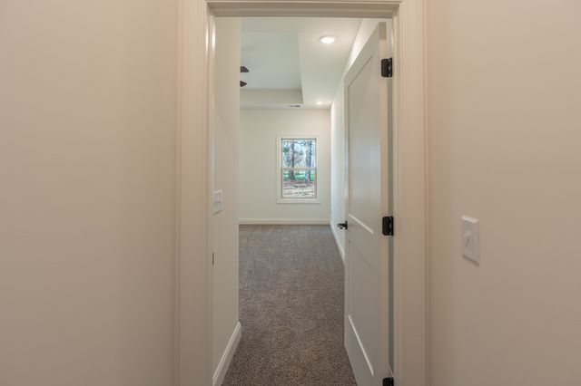 333 Estates Drive, Smithville, TN 37166