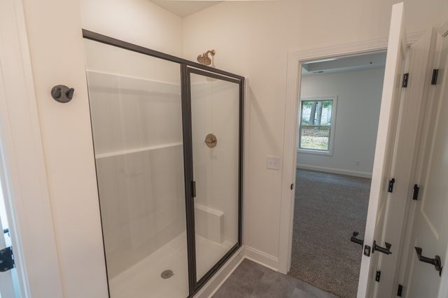 333 Estates Drive, Smithville, TN 37166