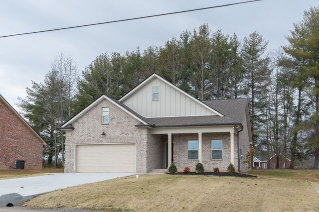 333 Estates Drive, Smithville, TN 37166