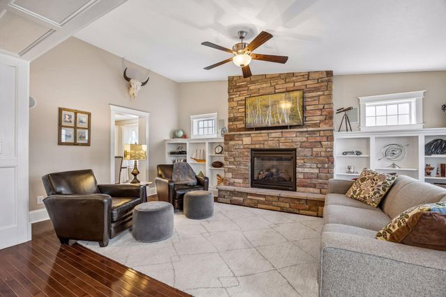 5204 Abbott Avenue S, Minneapolis, MN 55410