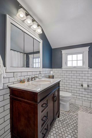 5204 Abbott Avenue S, Minneapolis, MN 55410