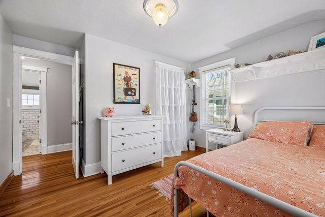 5204 Abbott Avenue S, Minneapolis, MN 55410