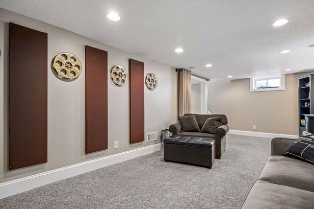 5204 Abbott Avenue S, Minneapolis, MN 55410