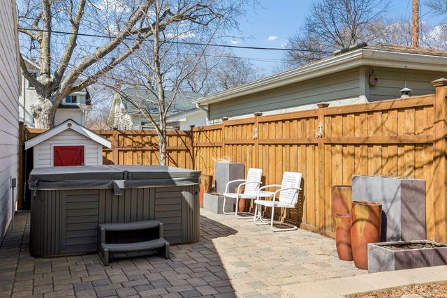 5204 Abbott Avenue S, Minneapolis, MN 55410