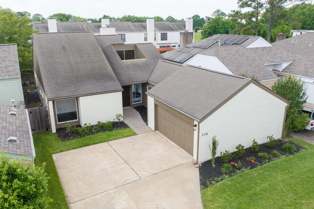 2218 Ashford Hollow Lane, Houston, TX 77077
