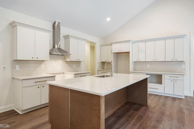 55420 Jewell Road, Shelby Twp, MI 48315