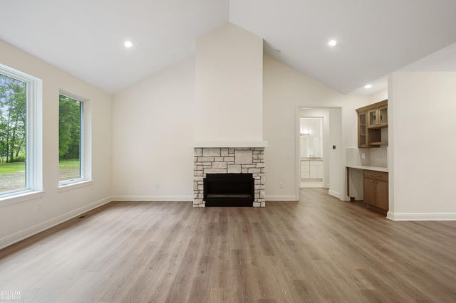 55420 Jewell Road, Shelby Twp, MI 48315