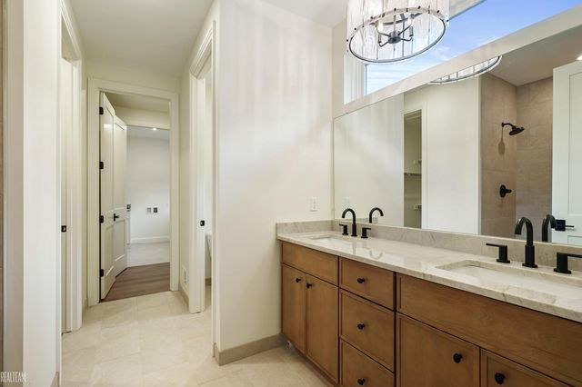 55420 Jewell Road, Shelby Twp, MI 48315