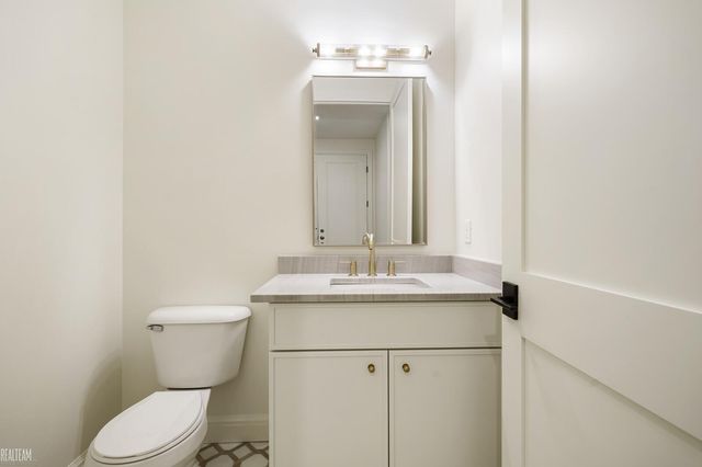 55420 Jewell Road, Shelby Twp, MI 48315