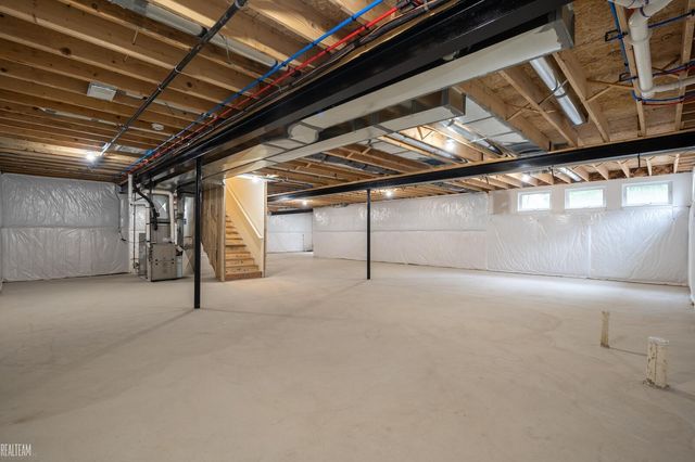 55420 Jewell Road, Shelby Twp, MI 48315