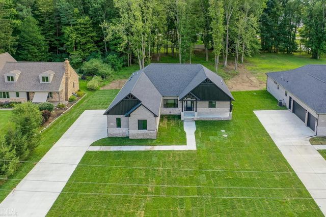 55420 Jewell Road, Shelby Twp, MI 48315