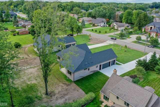 55420 Jewell Road, Shelby Twp, MI 48315