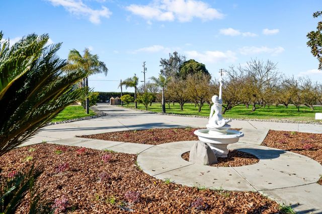 6312 Skittone Rd, Modesto, CA 95356