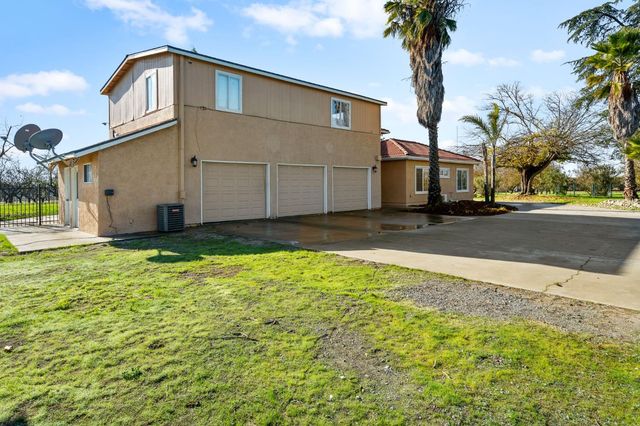 6312 Skittone Rd, Modesto, CA 95356