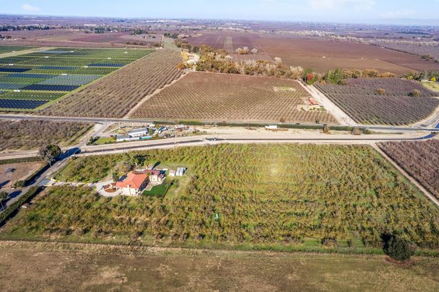 6312 Skittone Rd, Modesto, CA 95356