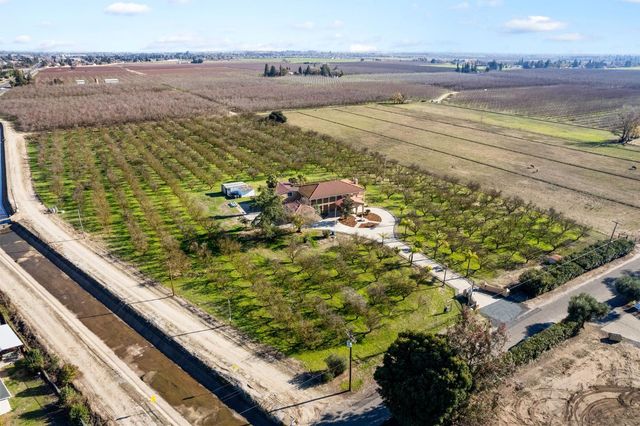 6312 Skittone Rd, Modesto, CA 95356