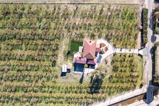 6312 Skittone Rd, Modesto, CA 95356