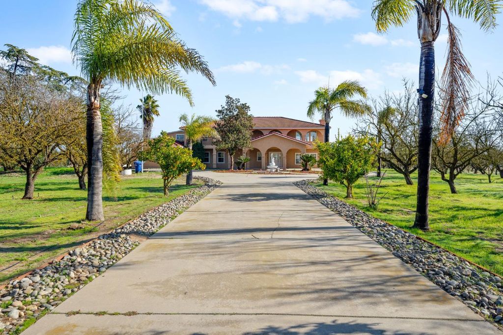 6312 Skittone Rd, Modesto, CA 95356