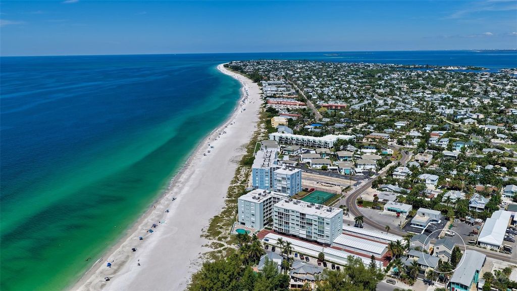 5390 GULF DRIVE, HOLMES BEACH, FL 34217 — exterior