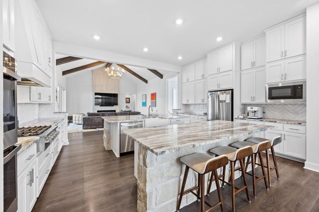 128 Hamilton BR, Liberty Hill, TX 78642