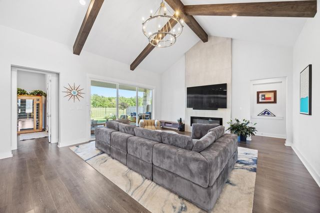 128 Hamilton BR, Liberty Hill, TX 78642