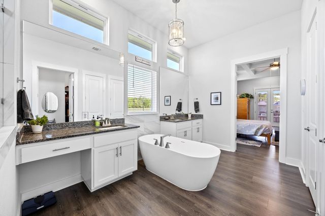 128 Hamilton BR, Liberty Hill, TX 78642