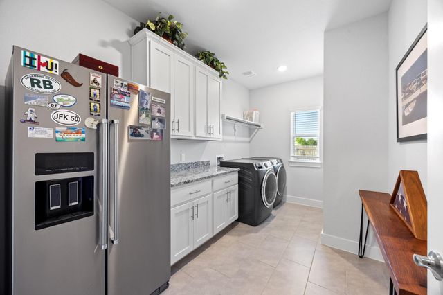 128 Hamilton BR, Liberty Hill, TX 78642