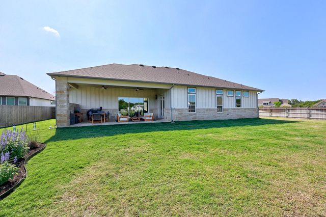 128 Hamilton BR, Liberty Hill, TX 78642