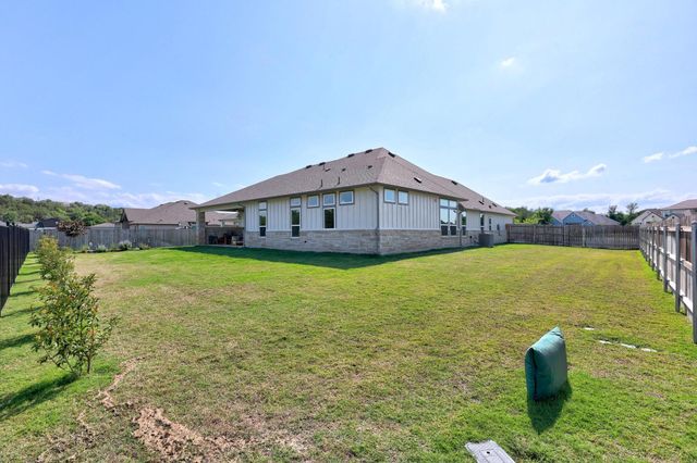 128 Hamilton BR, Liberty Hill, TX 78642