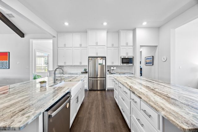 128 Hamilton BR, Liberty Hill, TX 78642