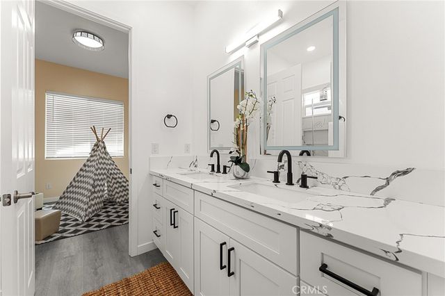 25624 Cottonwood Road, Loma Linda, CA 92354