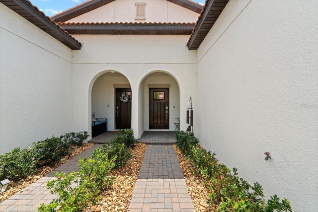 17538 HOLLY WELL AVENUE, Wimauma, FL 33598