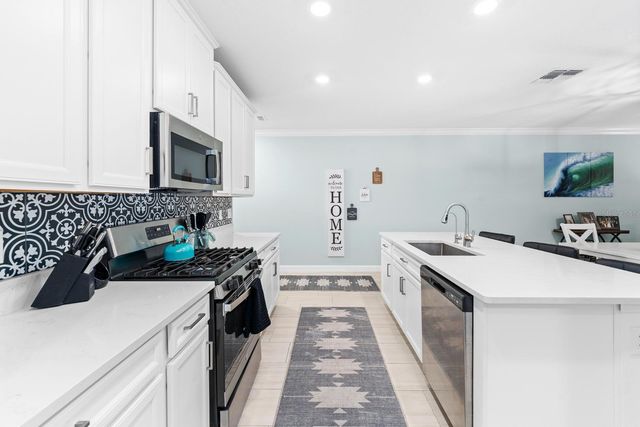 17538 HOLLY WELL AVENUE, Wimauma, FL 33598