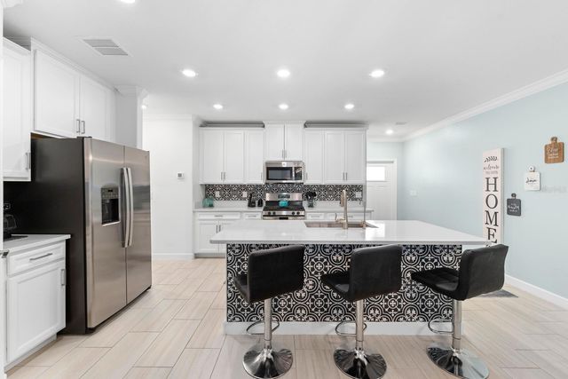 17538 HOLLY WELL AVENUE, Wimauma, FL 33598