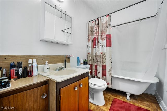 3812 Poe Avenue, Cleveland, OH 44109